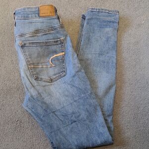 American Eagle Outfitters Light Blue Straight Skinny Jeggings Jeans Size 4